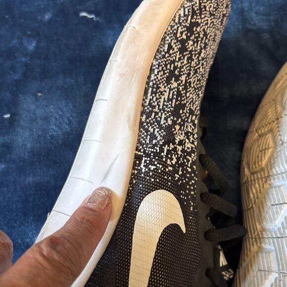 Nike Flex Contact Running Shoes Women's 8 Black White Lightweight Workout Gym - Picture 9 of 12